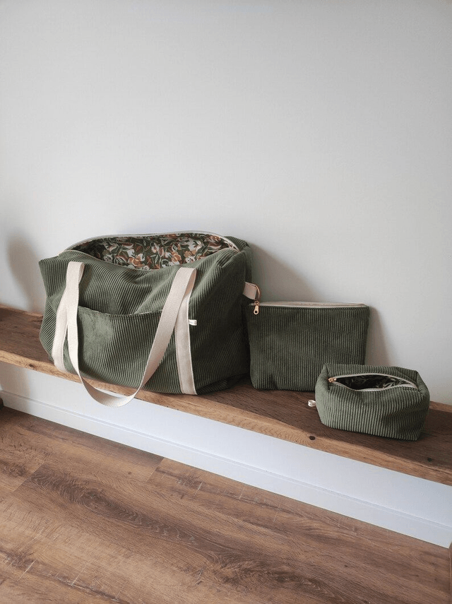 Ensemble sac à langer et 2 trousses