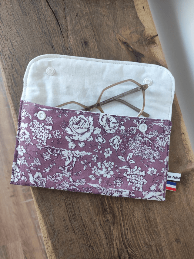 Etui à lunettes